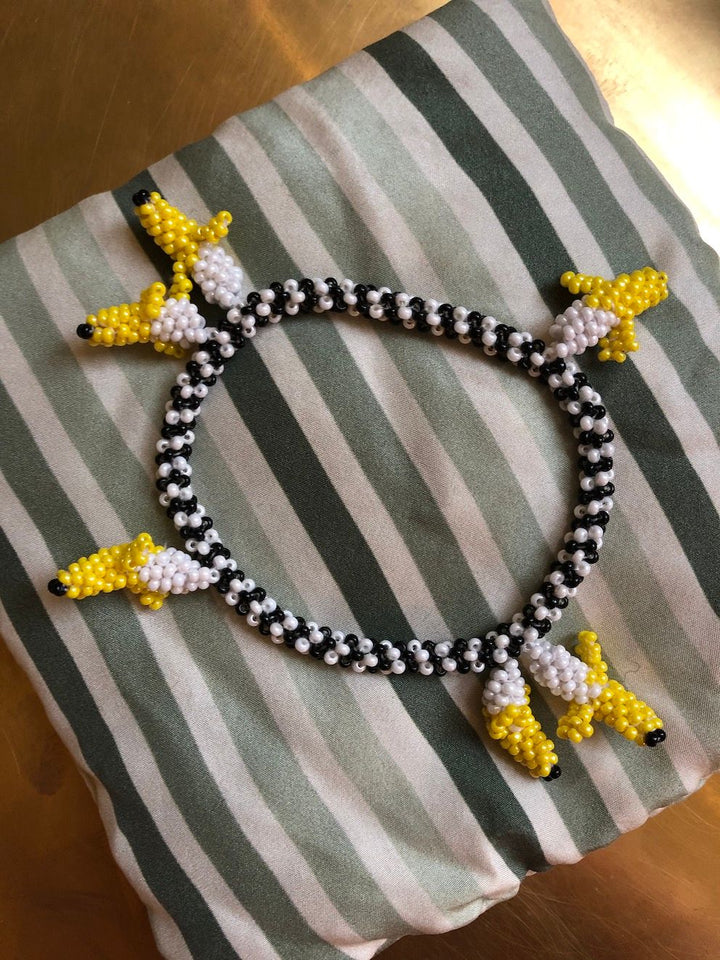 Peyote Banana Bracelet Yellow and Black Beads