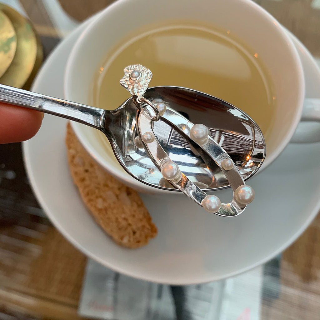 MUSE Ohrringe aus Silber I Perlen