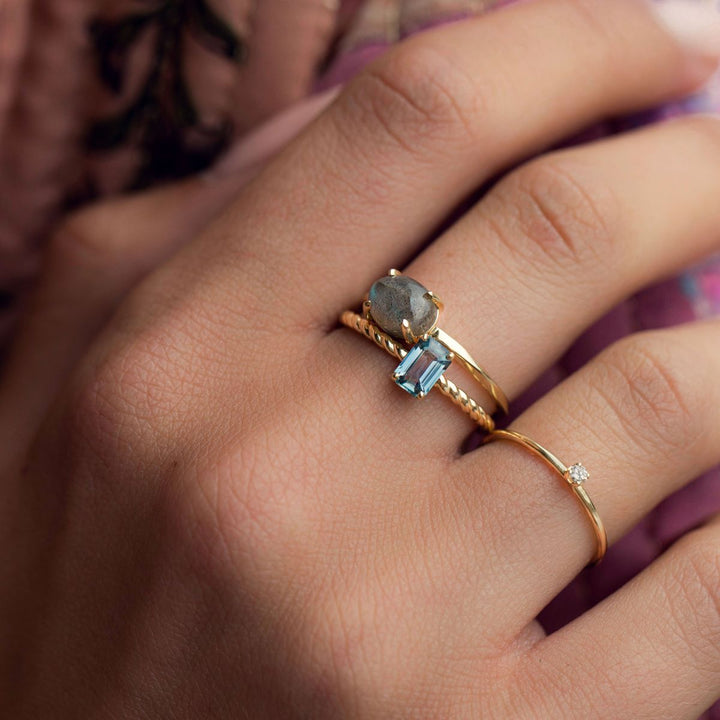 10K Gold Ring w. Labradorite