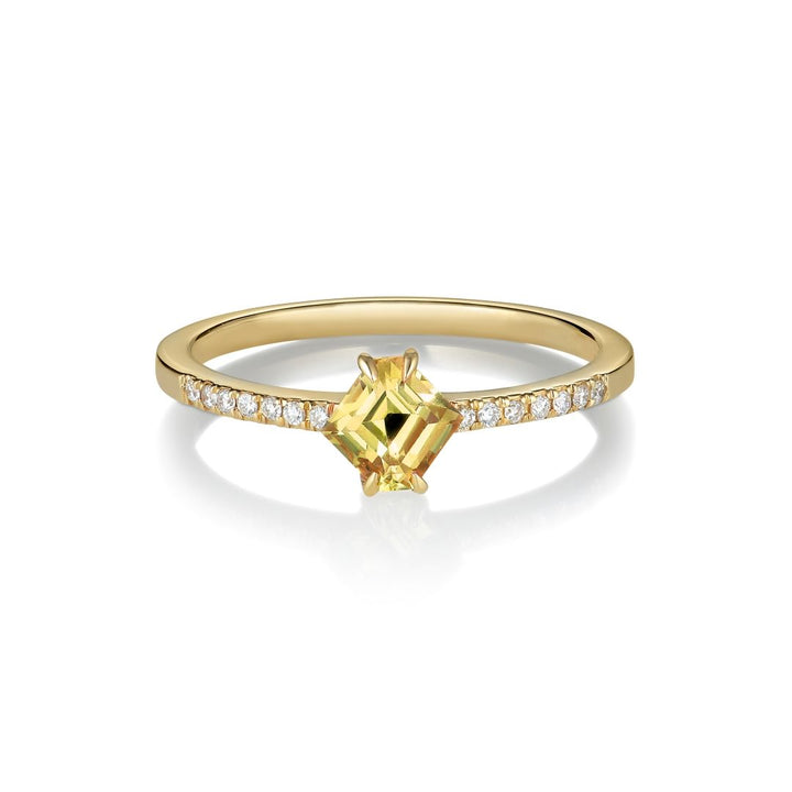Tada Kaha Goldring aus 18K I Saphir und Diamanten
