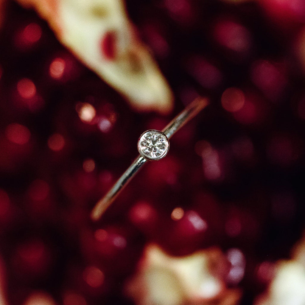 The Classic Bezel - 18K Whitegold / 48