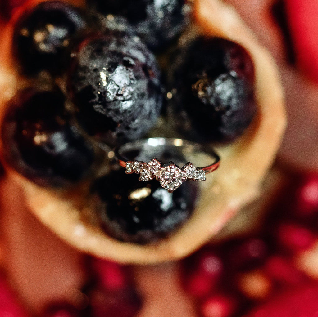 The Cluster - 18K Gold / 48