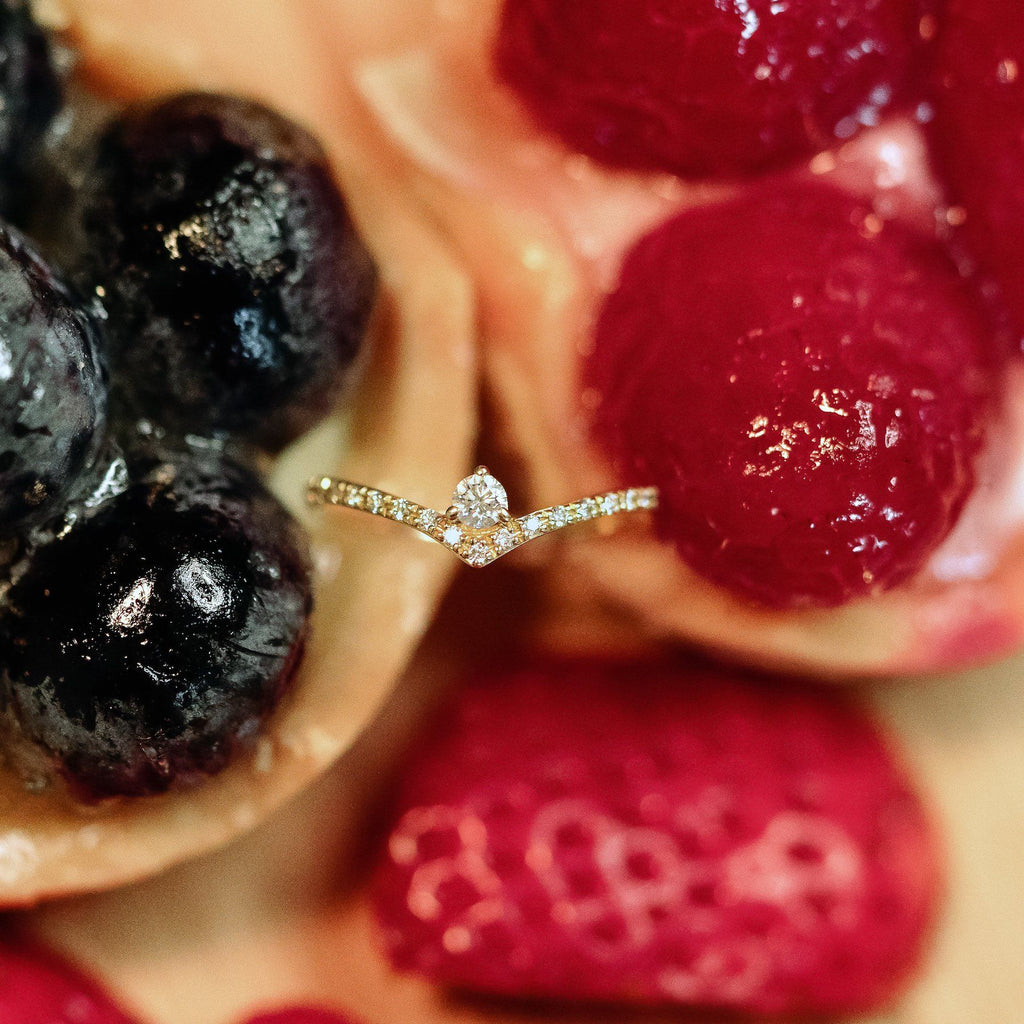 The Curved Bun - 18K Gold / 48