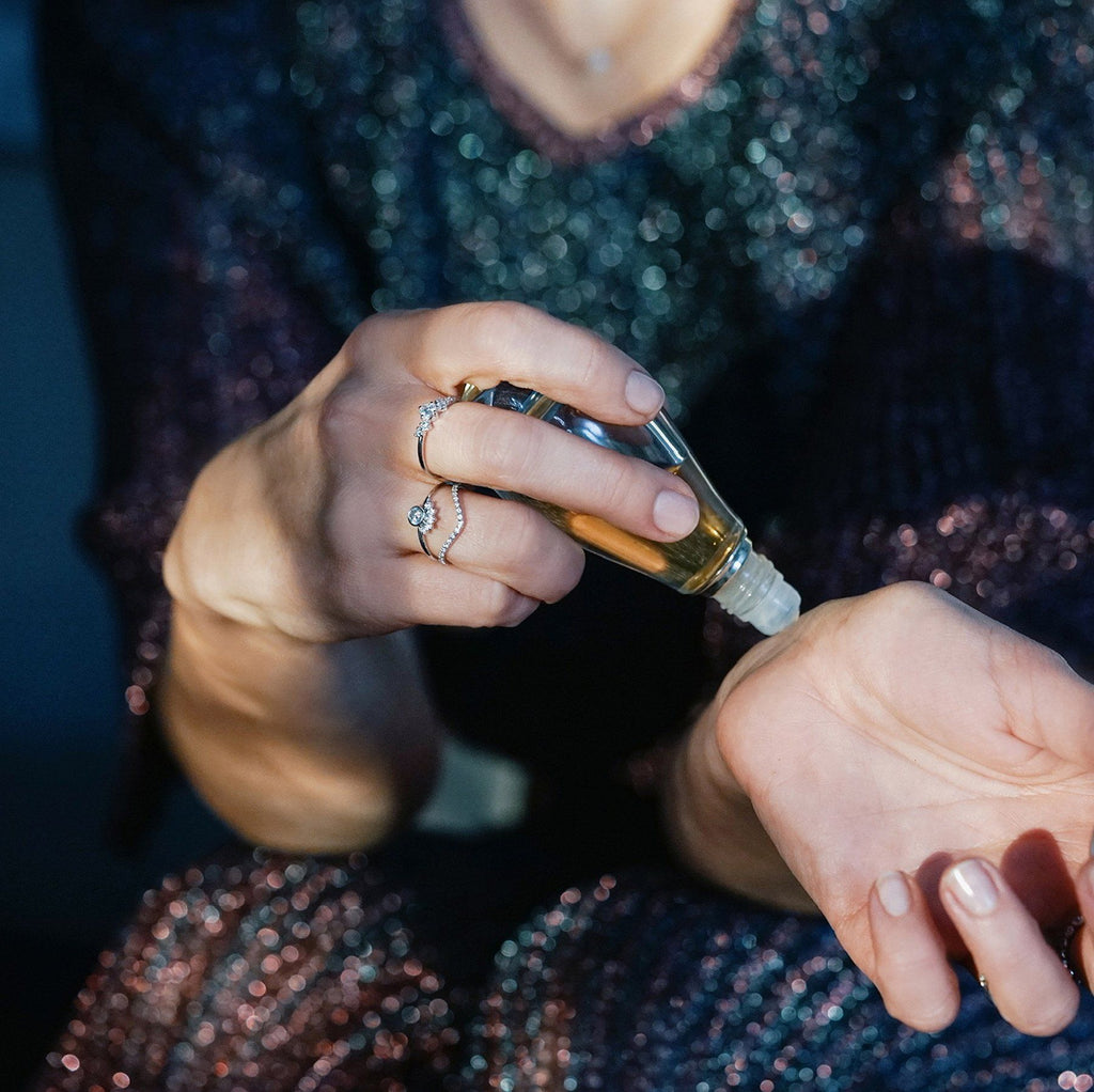 The Curved - 18K Whitegold / 48