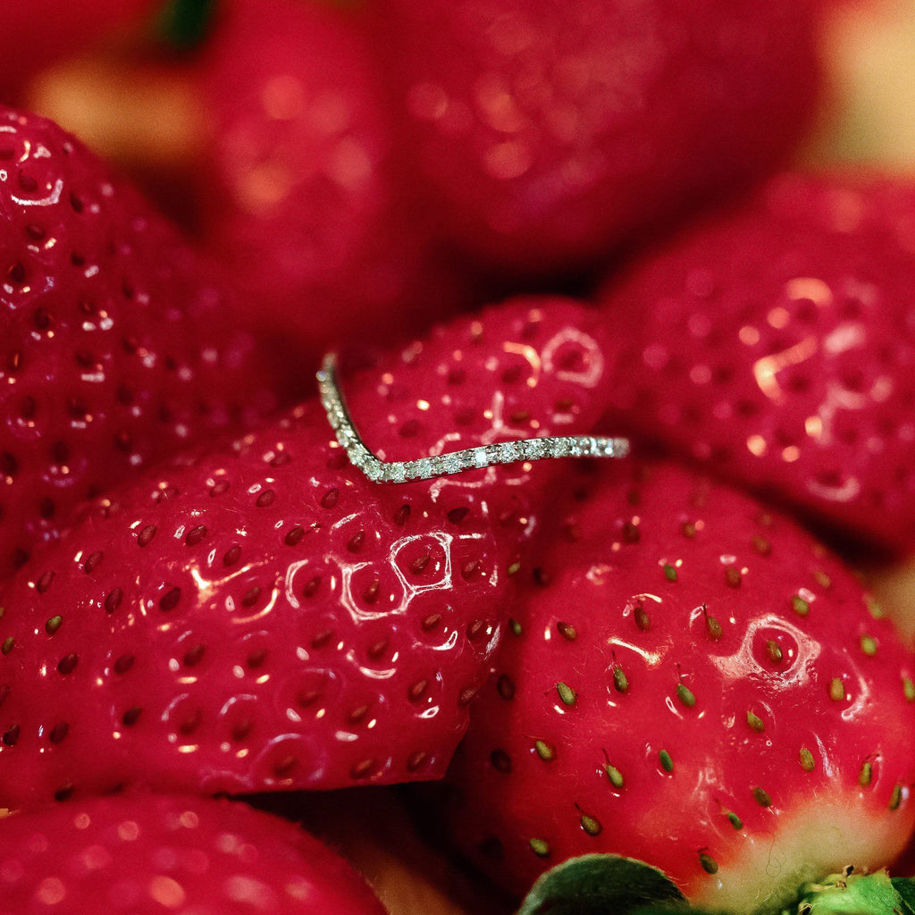 The Curved - 18K Whitegold / 48