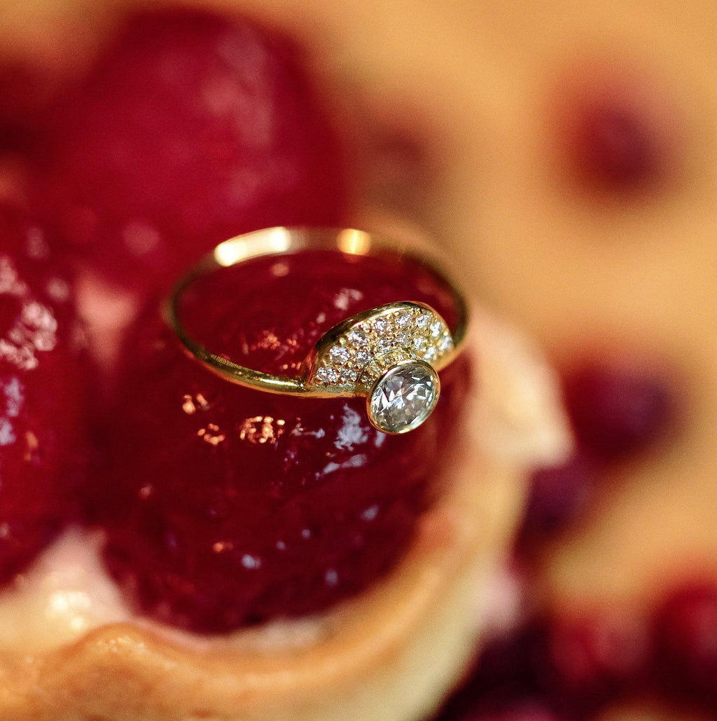 The Half Halo - 18k Gold / 48