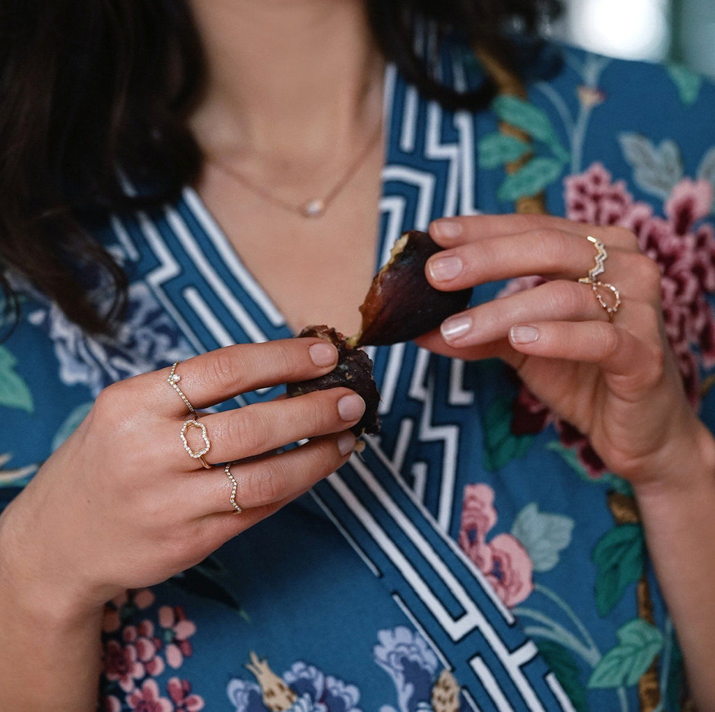 The Curved Bun - 18K Gold / 48