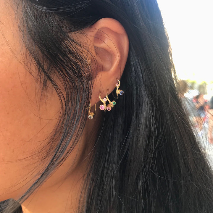 Tiaré 14K Gold Creol Earrings w. Peridot & Sapphire