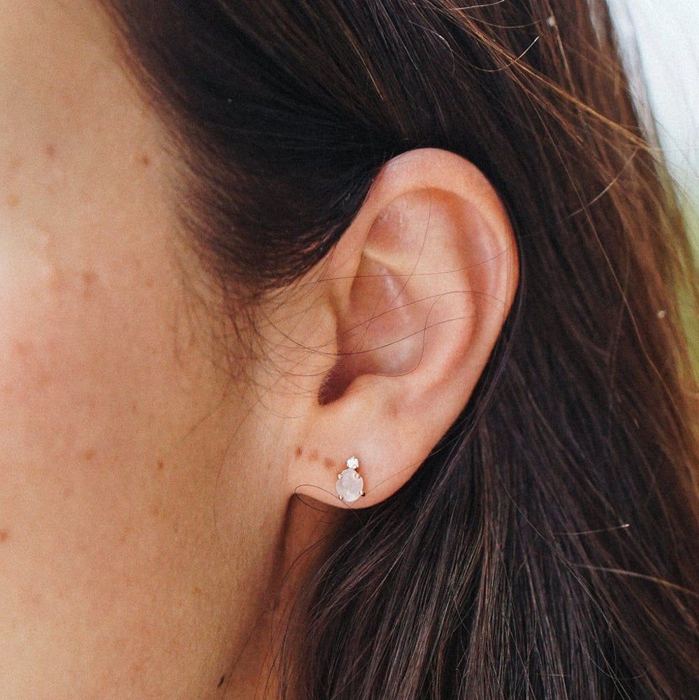 Tiny Cloud 18K Gold or Rosegold Studs w. Ruby, Sapphires, Tsavorite & Quartz