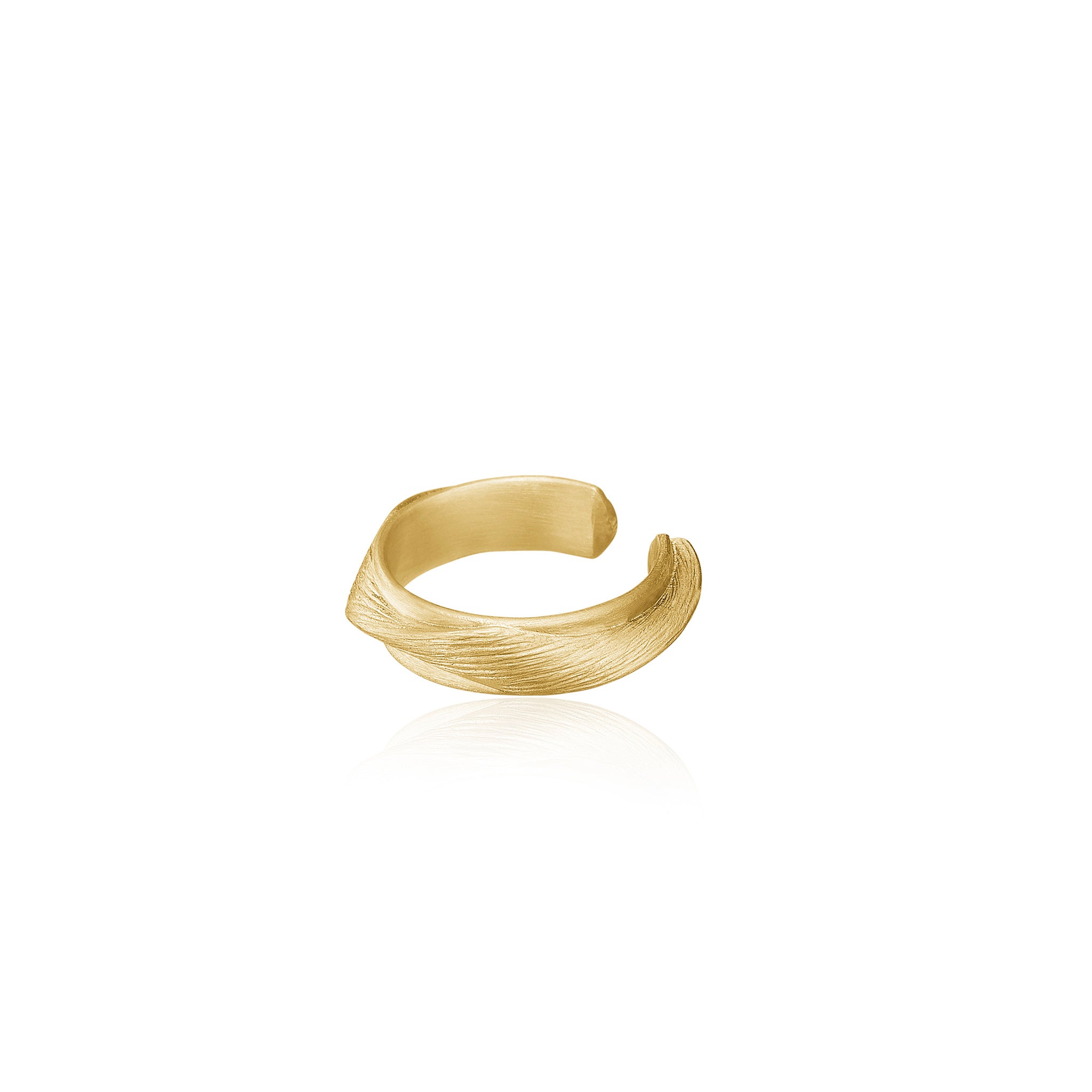 Vega Relief 18K Gold Ear cuff