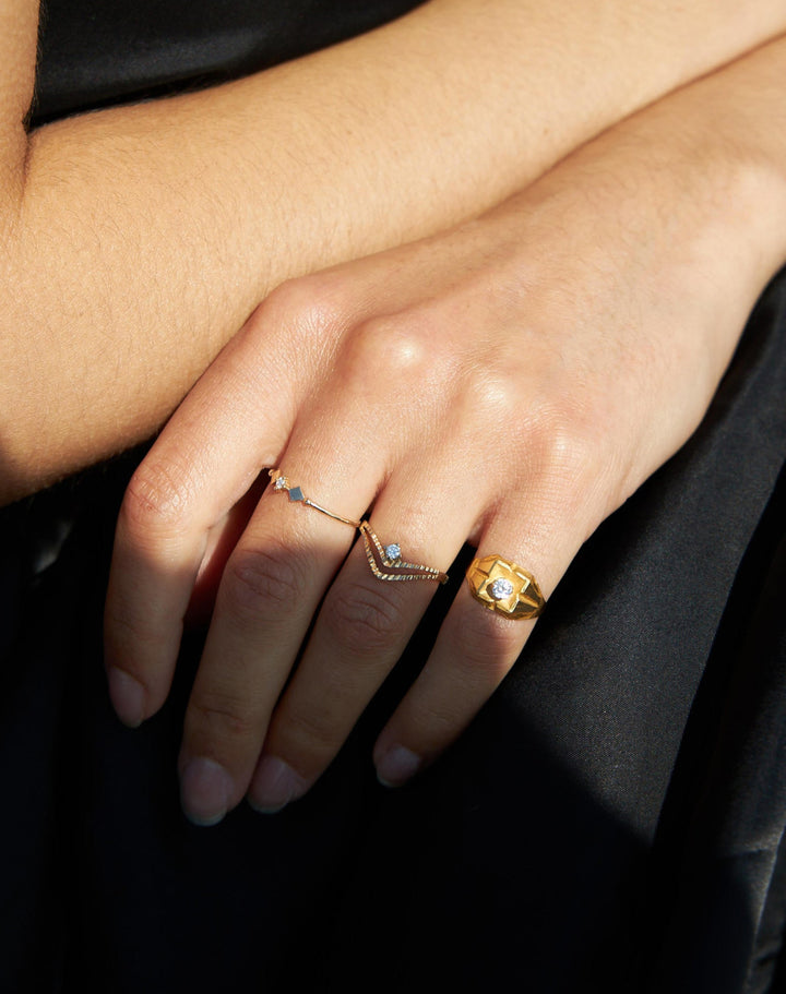 Zarrin 14K Gold Ring w. Diamond