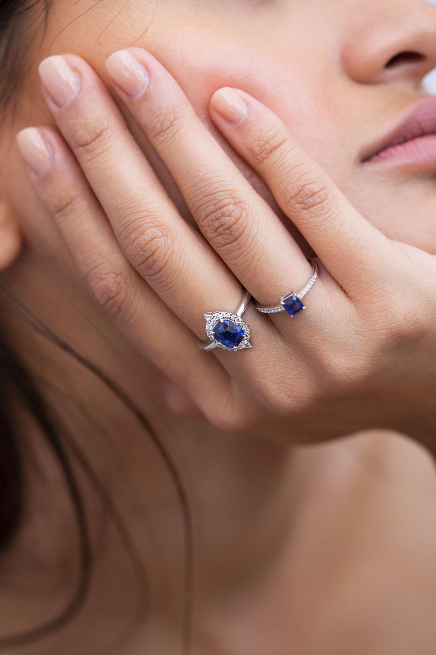 Nil Pata 18K Gold Ring w. Diamonds & Sapphire