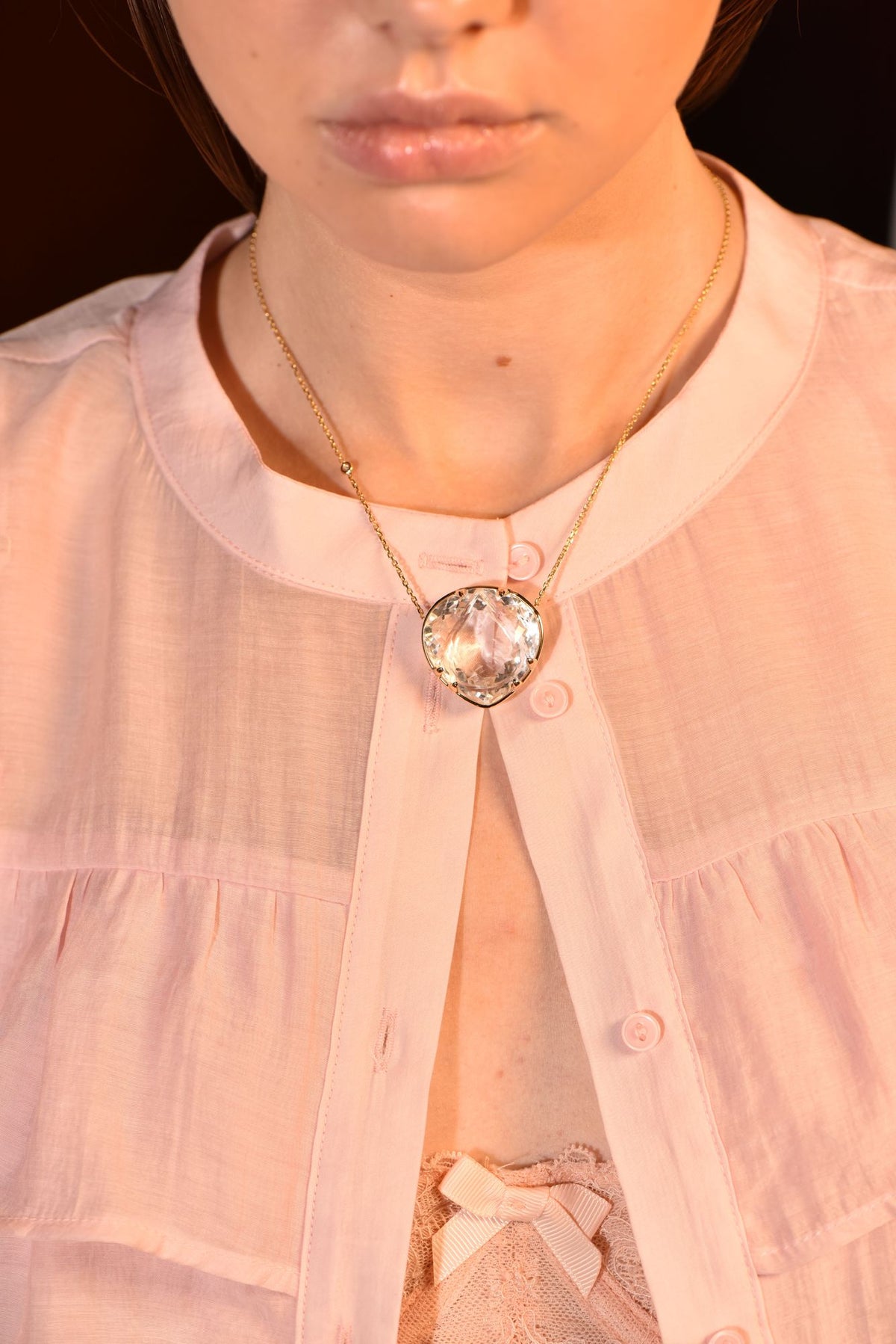 Lotus Goldkette aus 18K I Diamanten & Krystall Quartz
