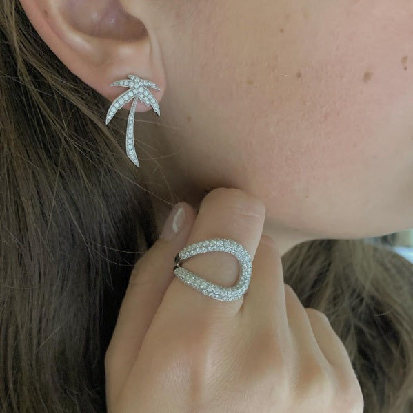 Palm Dream 18K Gold, Rosegold or Whitegold Studs w. Diamonds