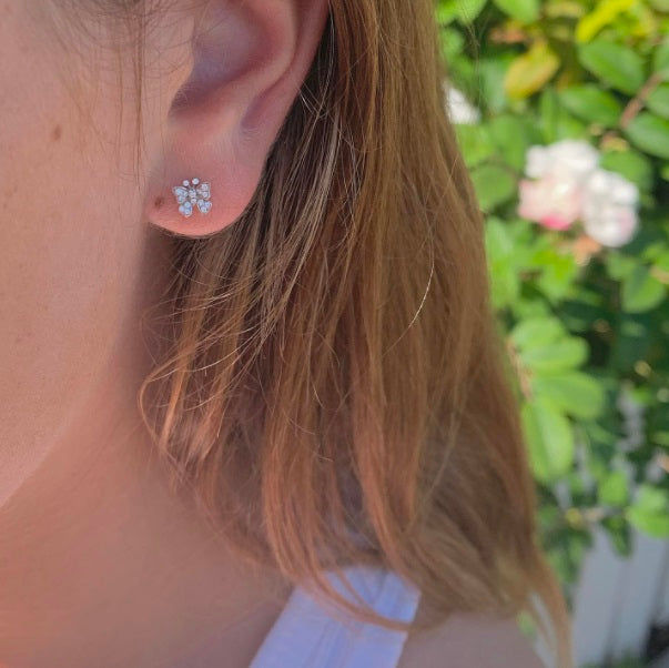 Fairytale Butterfly Small 18K Gold, Rosegold or Whitegold Studs w. Diamonds