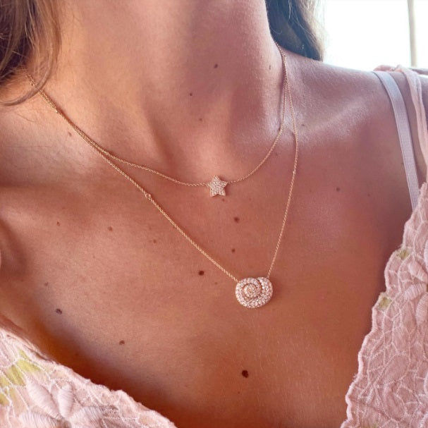Conch Shell Dream 18K Gold, Rosegold or Whitegold Necklace w. Diamonds