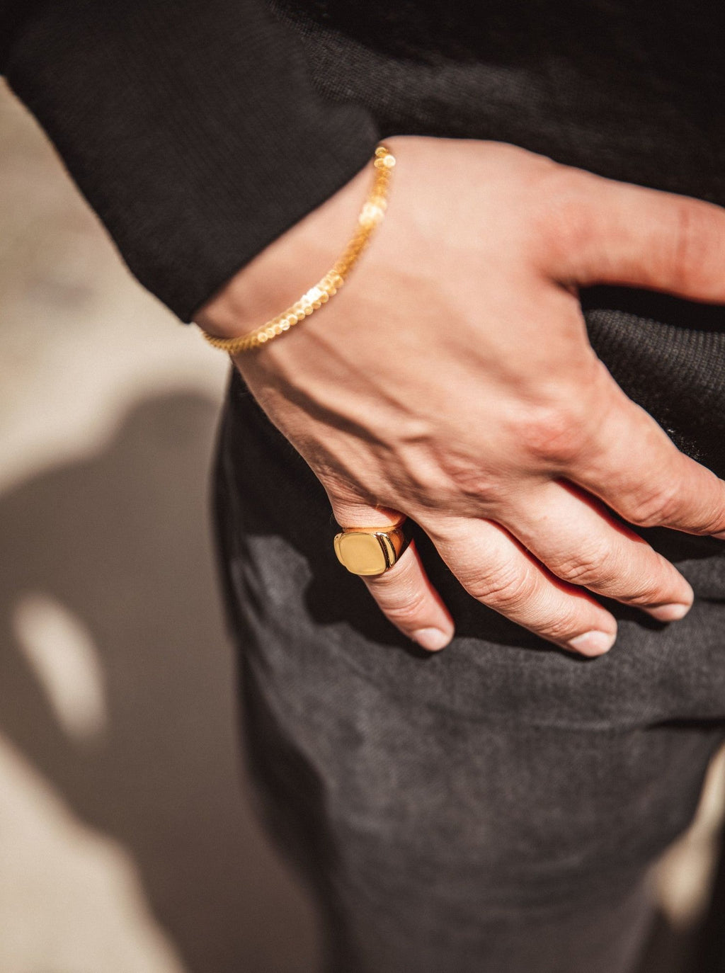 IX Kissen polierten goldplattierten Ring