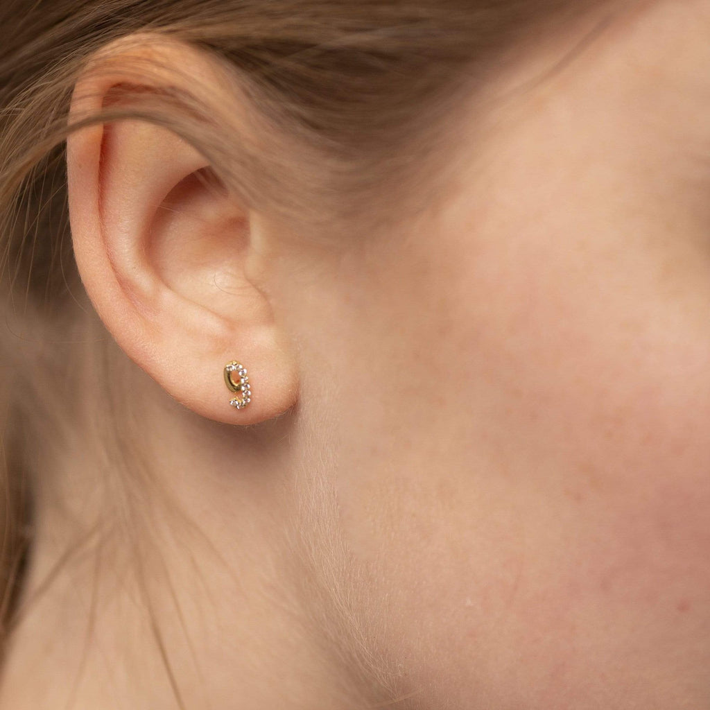 Numerology 9 - Single 18K Gold Earring w. Sapphires