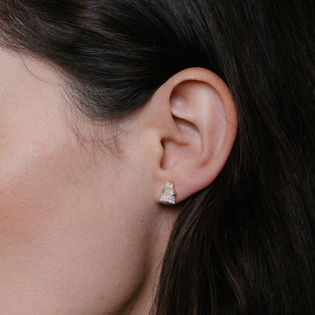 Iconic Keystone 14K Whitegold Studs w. Lab-Grown Diamonds, 0.75 ct.