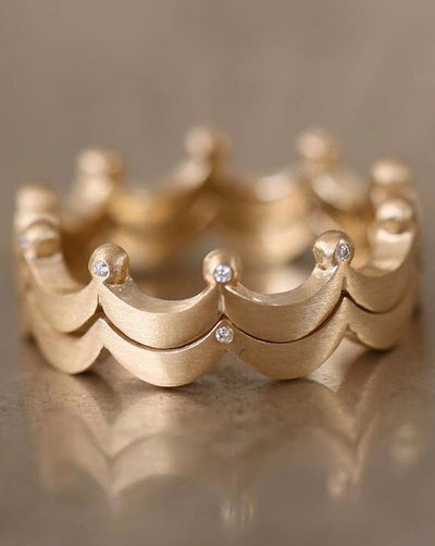Royal Ring aus 18K Weißgold I 10 Diamanten