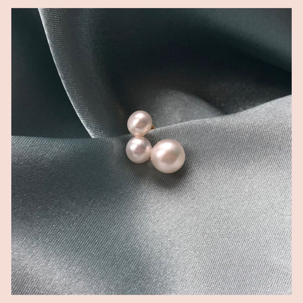 Neo Trois 18K Gold Plated Stud w. White Pearls