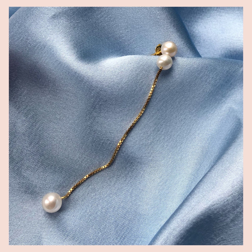 Sun Ray Ohrstecker I Goldplattiert 18K I Weiße Perlen