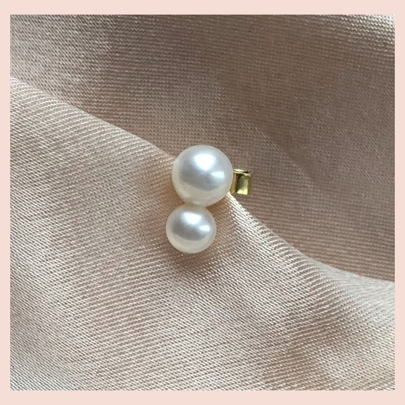 Deux 18K Gold Plated Stud w. White Pearls