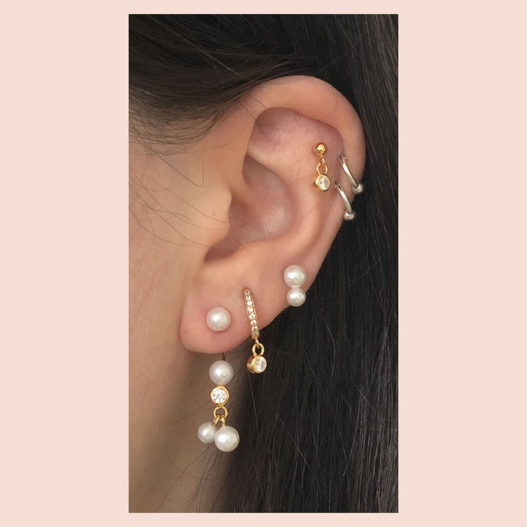 Clear Sky Ohrstecker I Goldplattiert 18K I Weiße Perlen