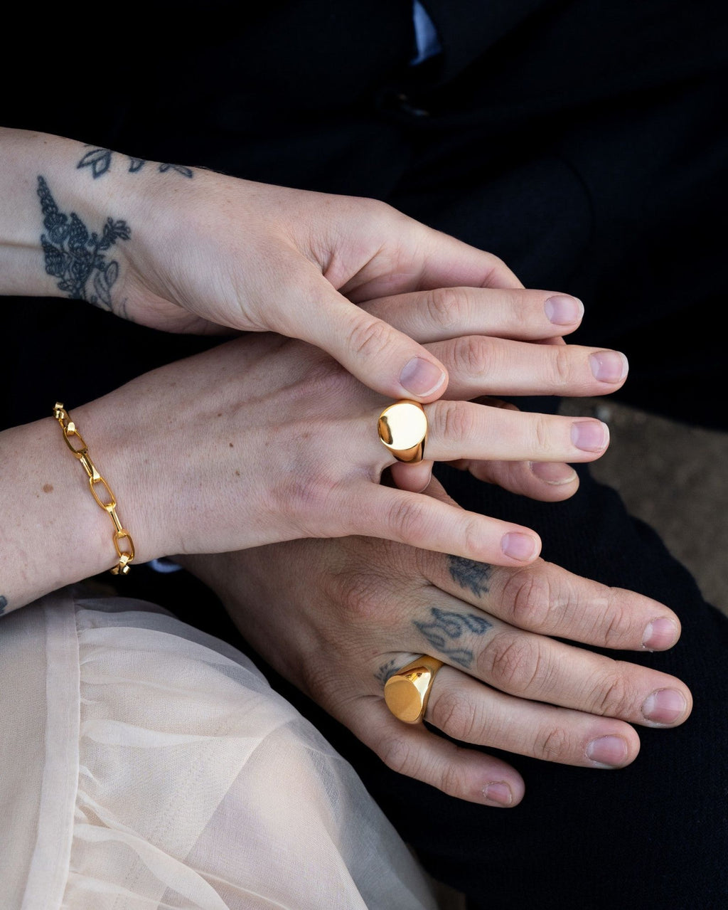 IX Oval Signet 14K Gold Ring