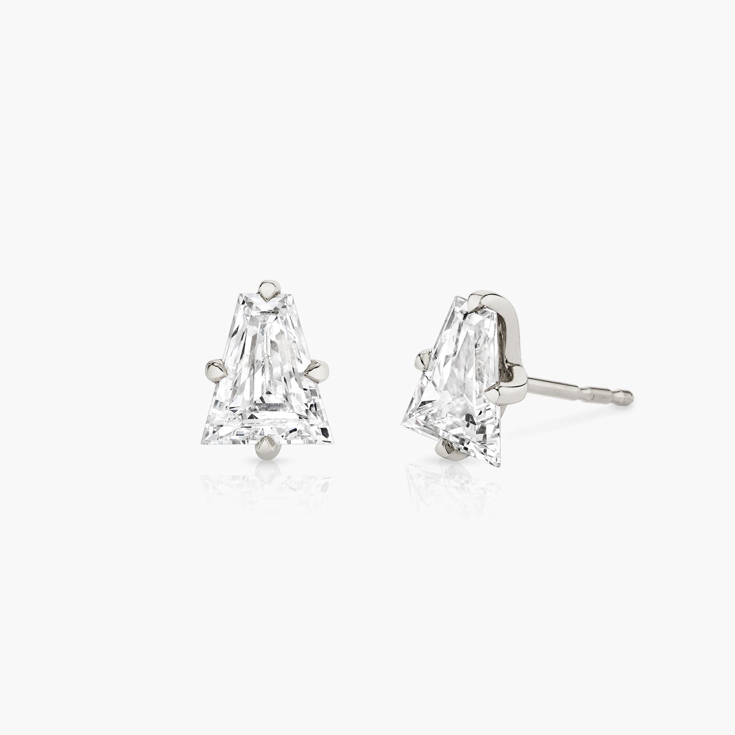 Iconic Keystone 14K Whitegold Studs w. Lab-Grown Diamonds, 0.75 ct.