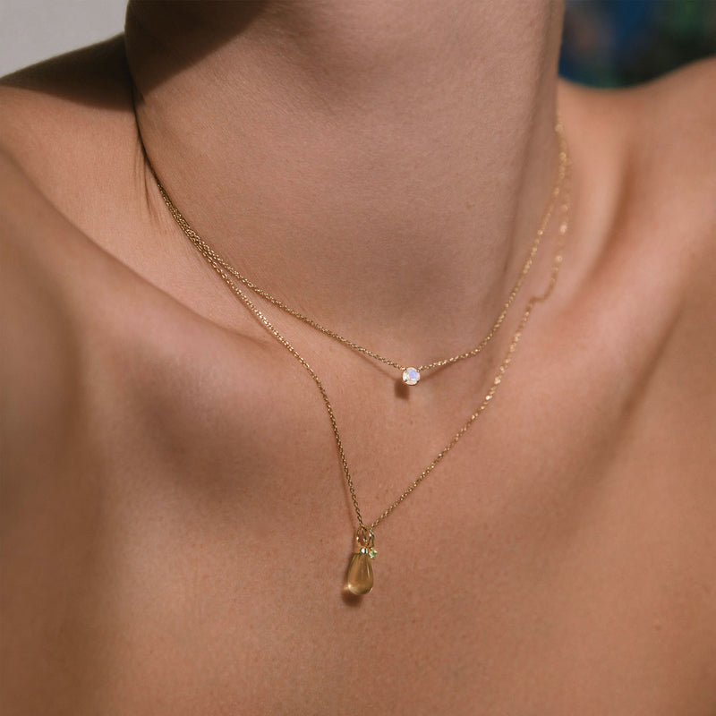 10K Gold Necklace w. Moonstone