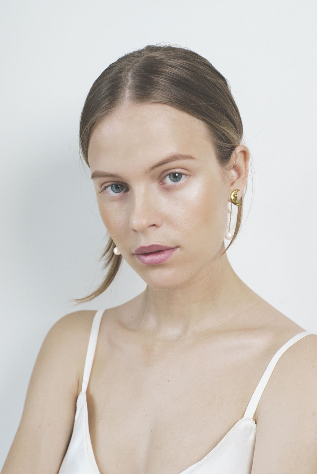 The Lovers Backdrop Gold Plated Earring