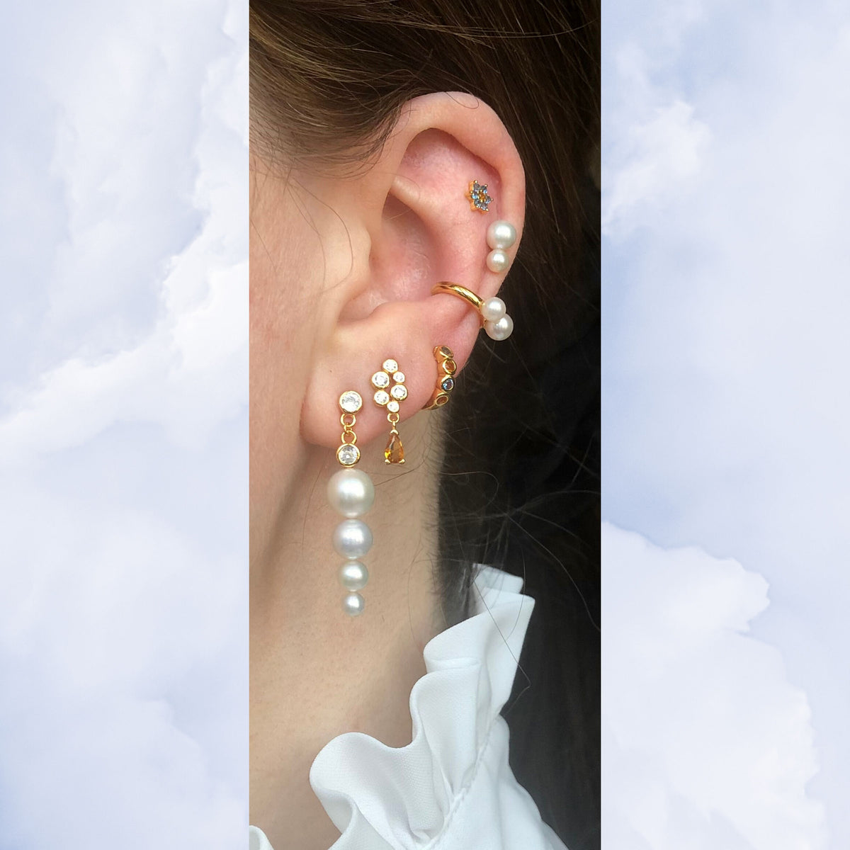 Deux 18K Gold Plated Ear Cuff w. White Pearls