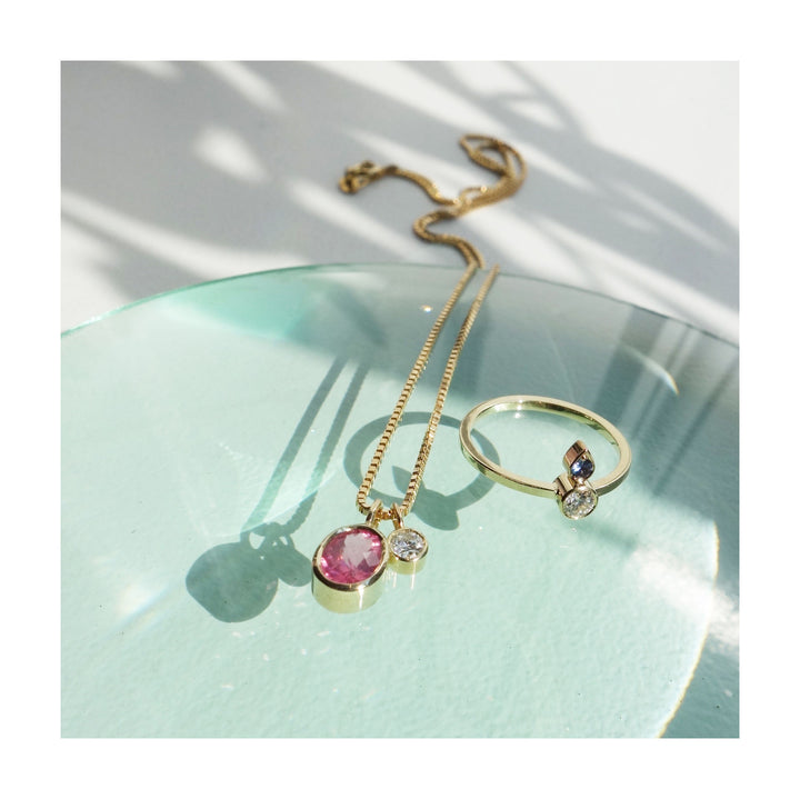 Tears 14K Gold Ring w. Sapphire