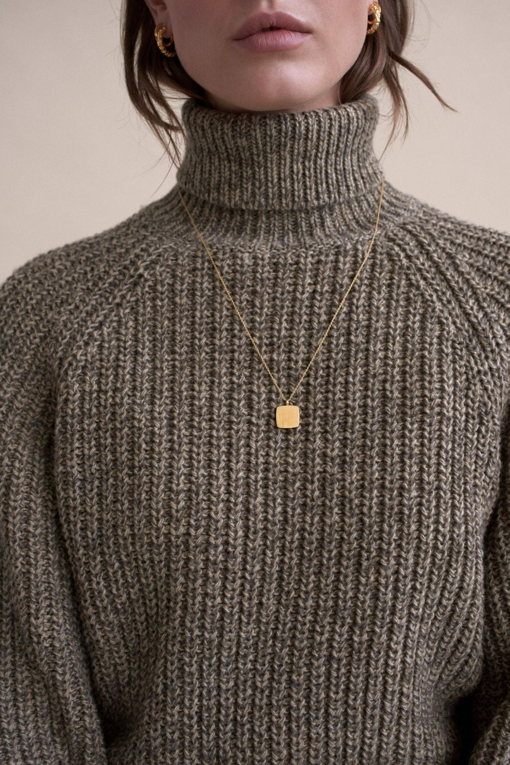 IX Cushion Forgyldt Vedhæng