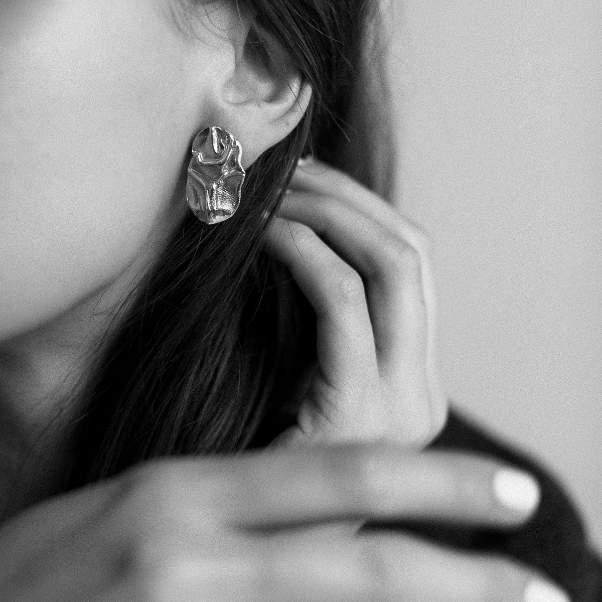Wrap Oval No 02 18K Guld, Hvidguld eller Rosaguld Øreringe