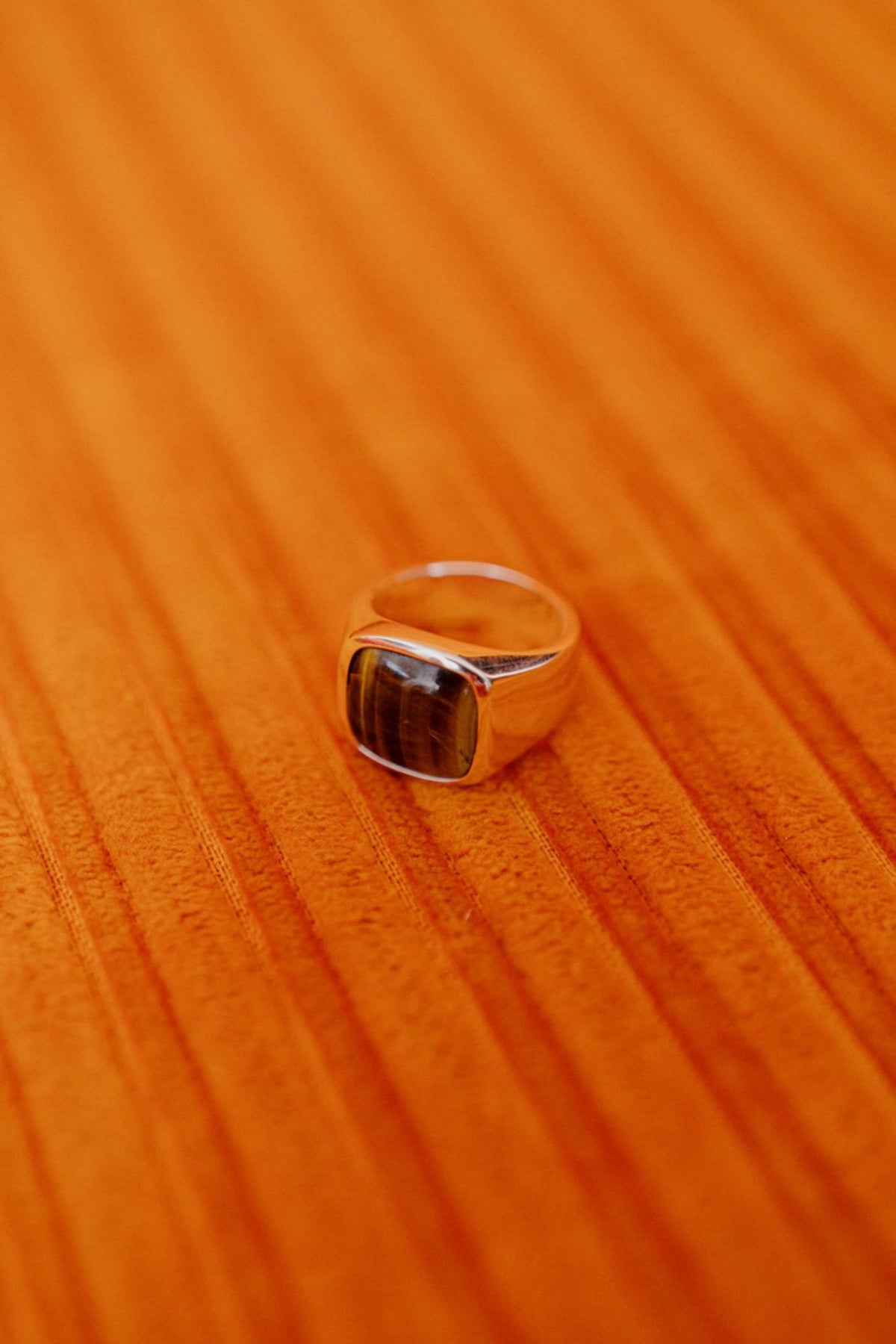 IX Cushion Signet Silver Ring w. Tiger's Eye Ring