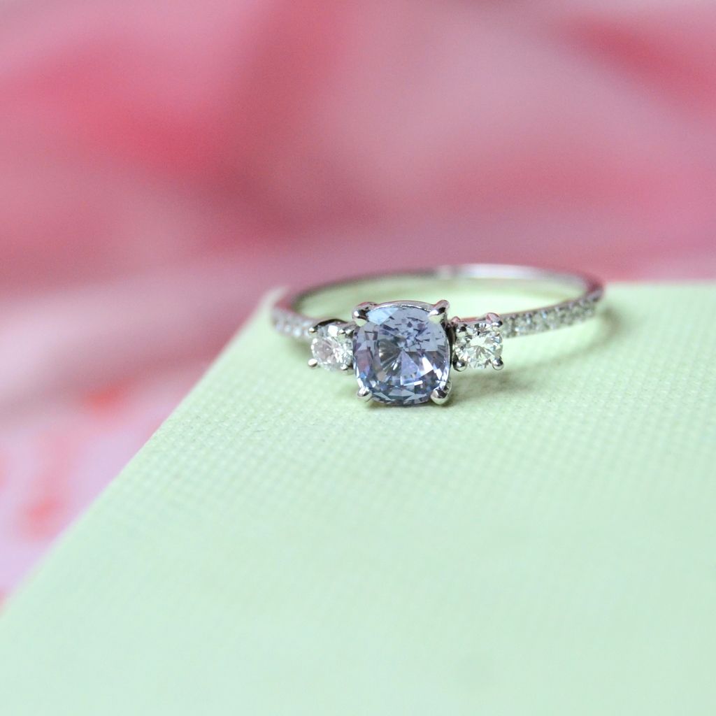 Alu 18K Guld Ring m. Diamanter & Safir