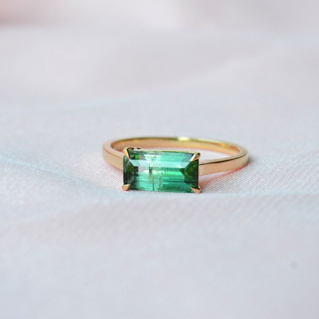 Dvi Varna 18K Guld Ring m. Turmalin