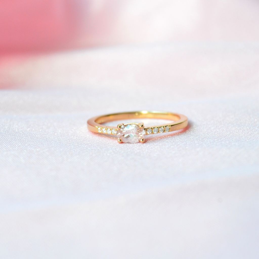 Kuda Pic 18K Gold Ring w. Sapphire & Diamonds