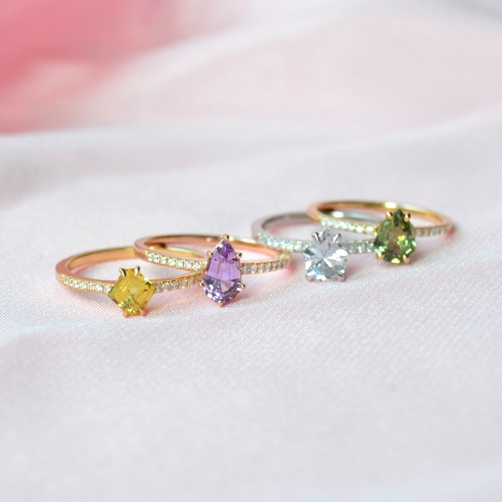 Rosa Nutana 18K Rosegold Ring w. Sapphire & Diamonds