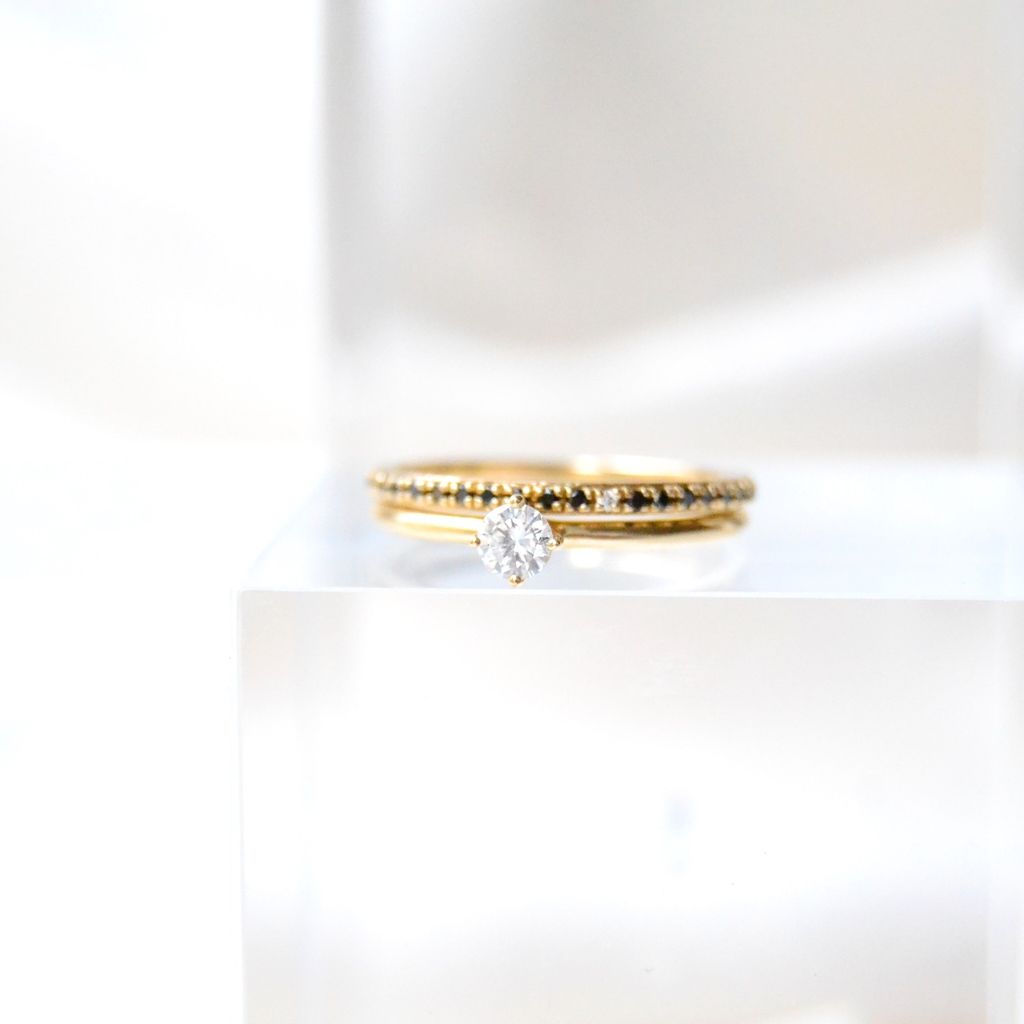 Sarah Lil Black 14K Gold Ring w. Diamonds