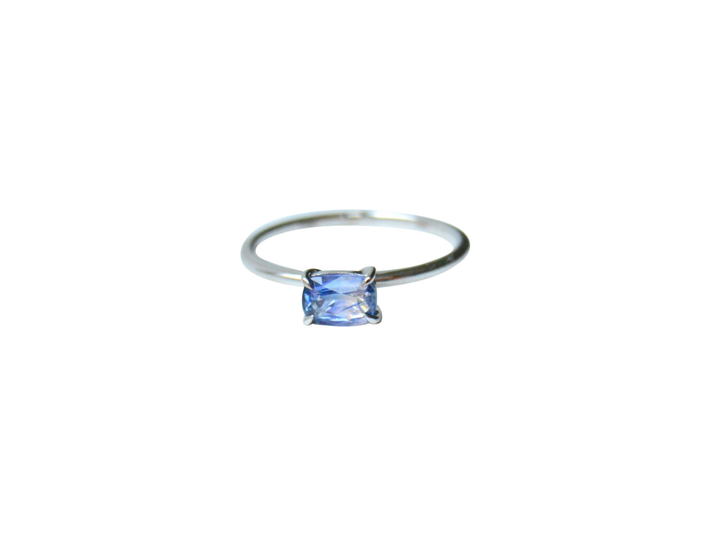 Loku Ekala 18K Whitegold Ring w. Sapphire