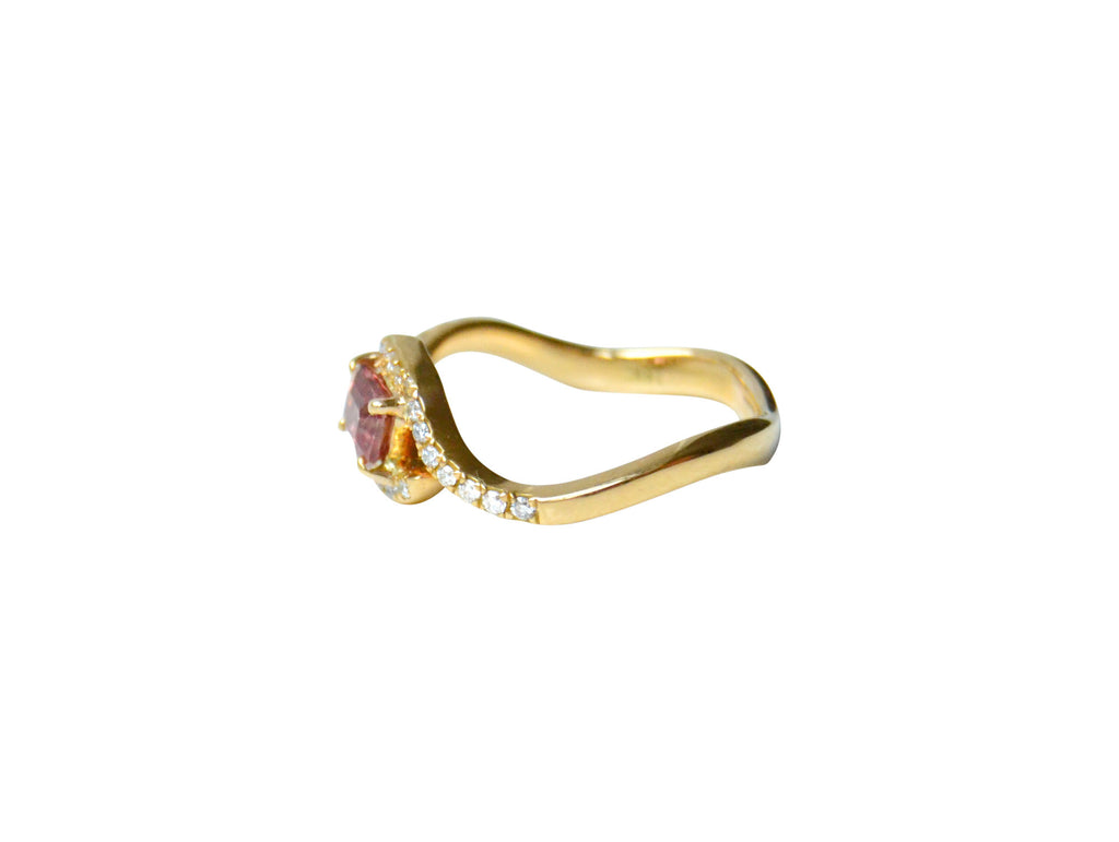 Pic Payi 18K Gold Ring w. Diamonds & Sapphire