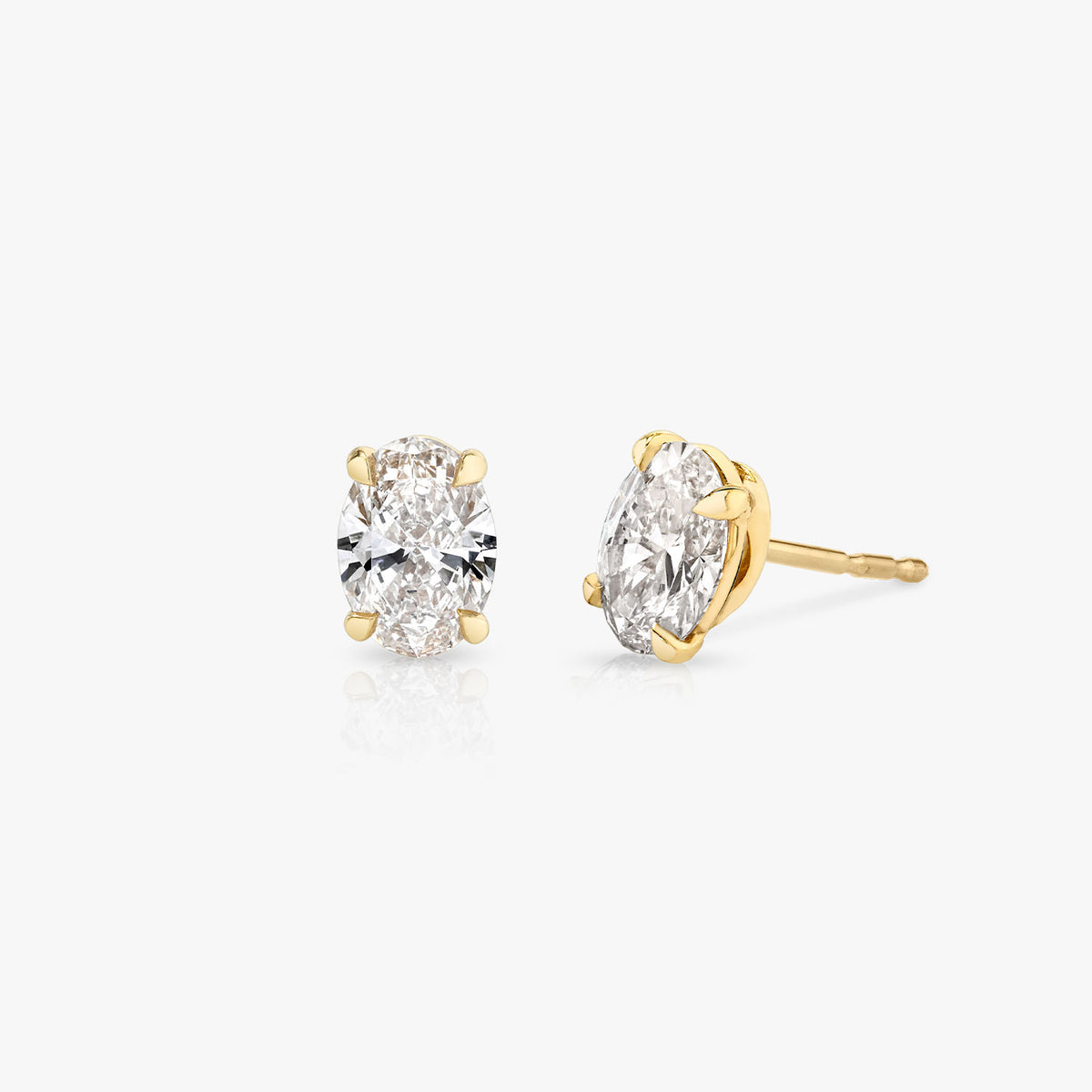 Solitaire Oval 14K Whitegold Studs w. Lab-Grown Diamonds