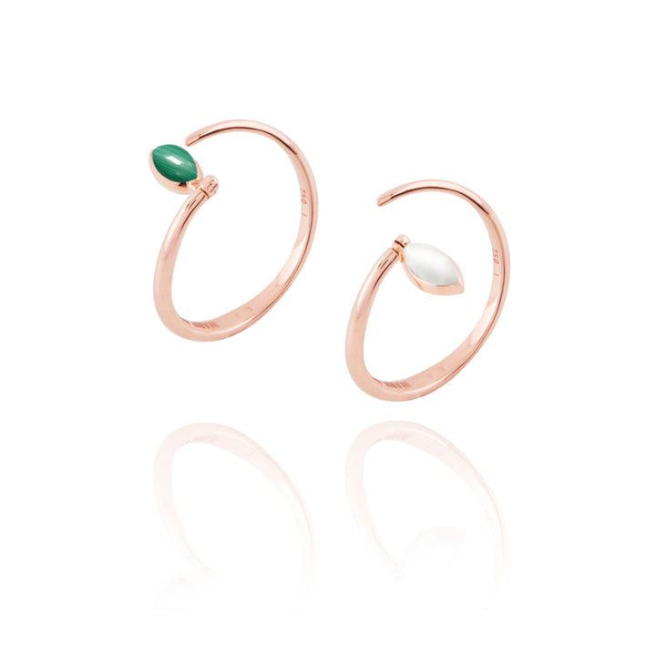 Swinging Spiral-Ring aus 18K Rosegold I Malachit & Perle
