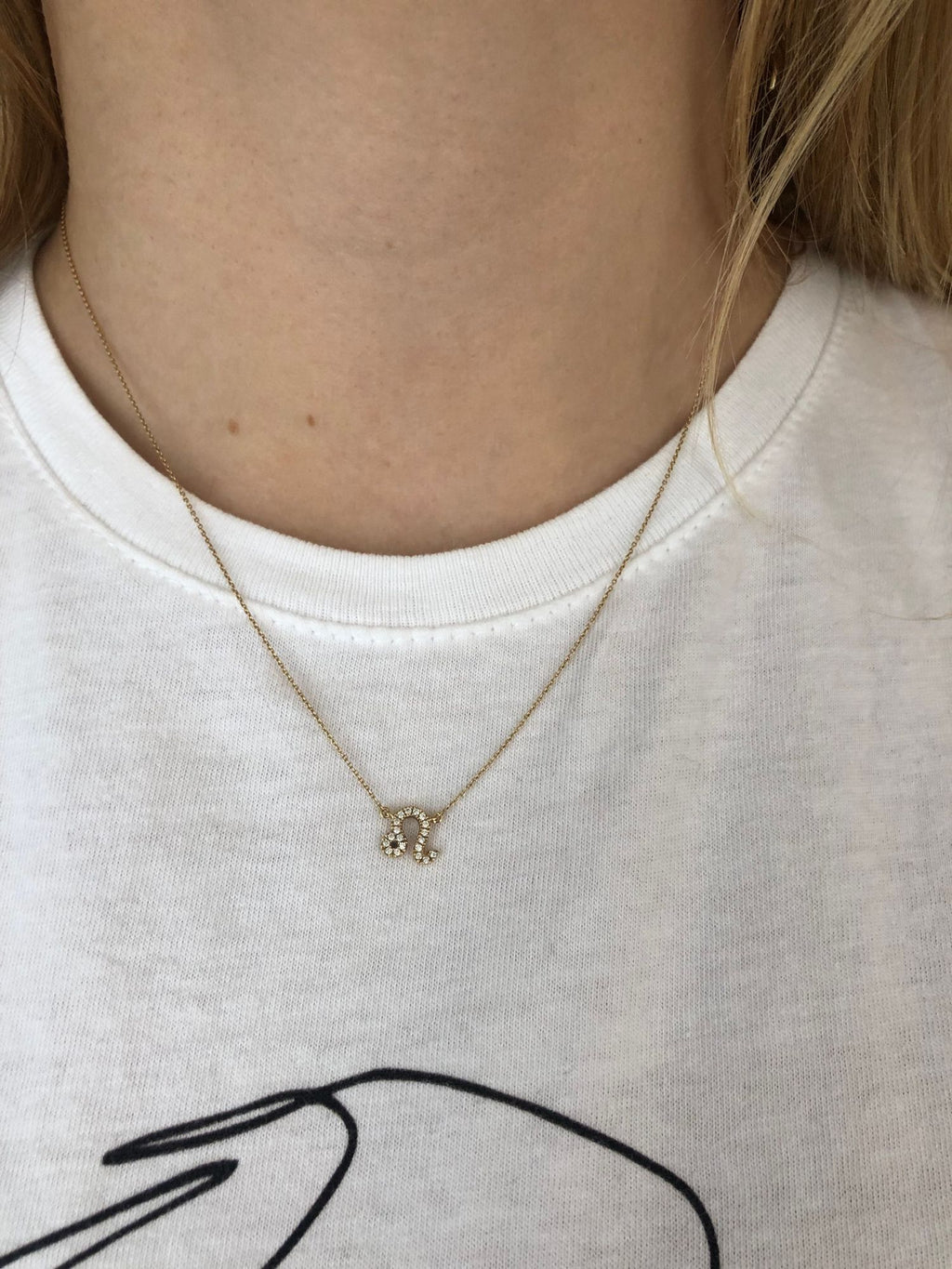 Petit Sign Sternzeichen Löwe Goldkette aus 18K I Diamanten