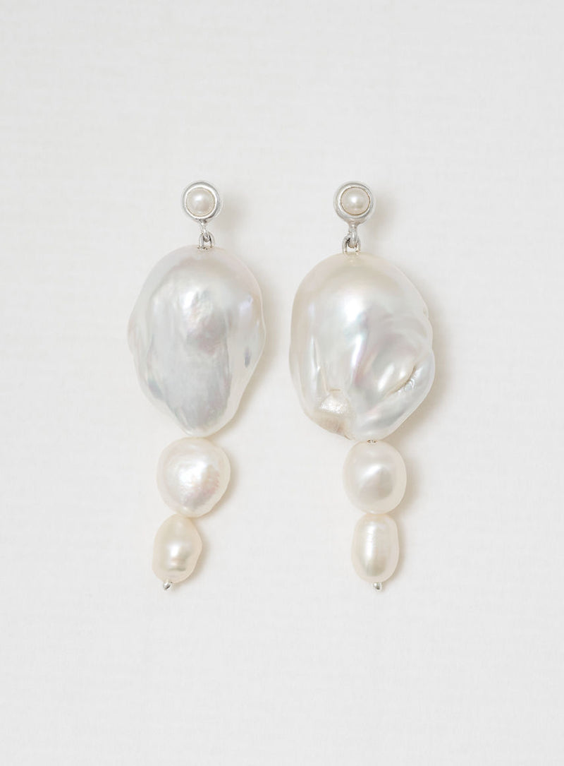 Thick pearl Silver Earring w. Pearls