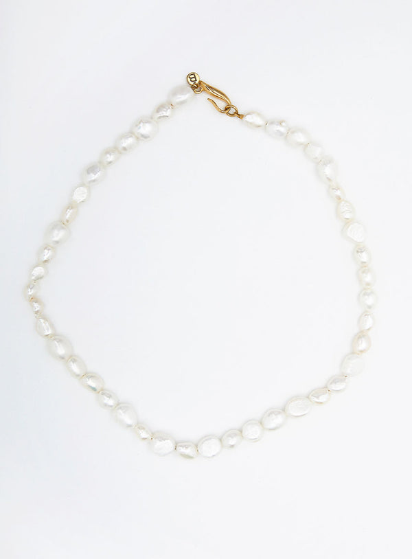 Halskette mit asymetrischen Perlen I 14K Vergoldet I Perle