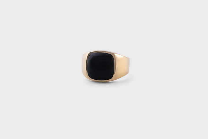 IX Kissen Signet 22K Gold plattiert w. Onyx Ring
